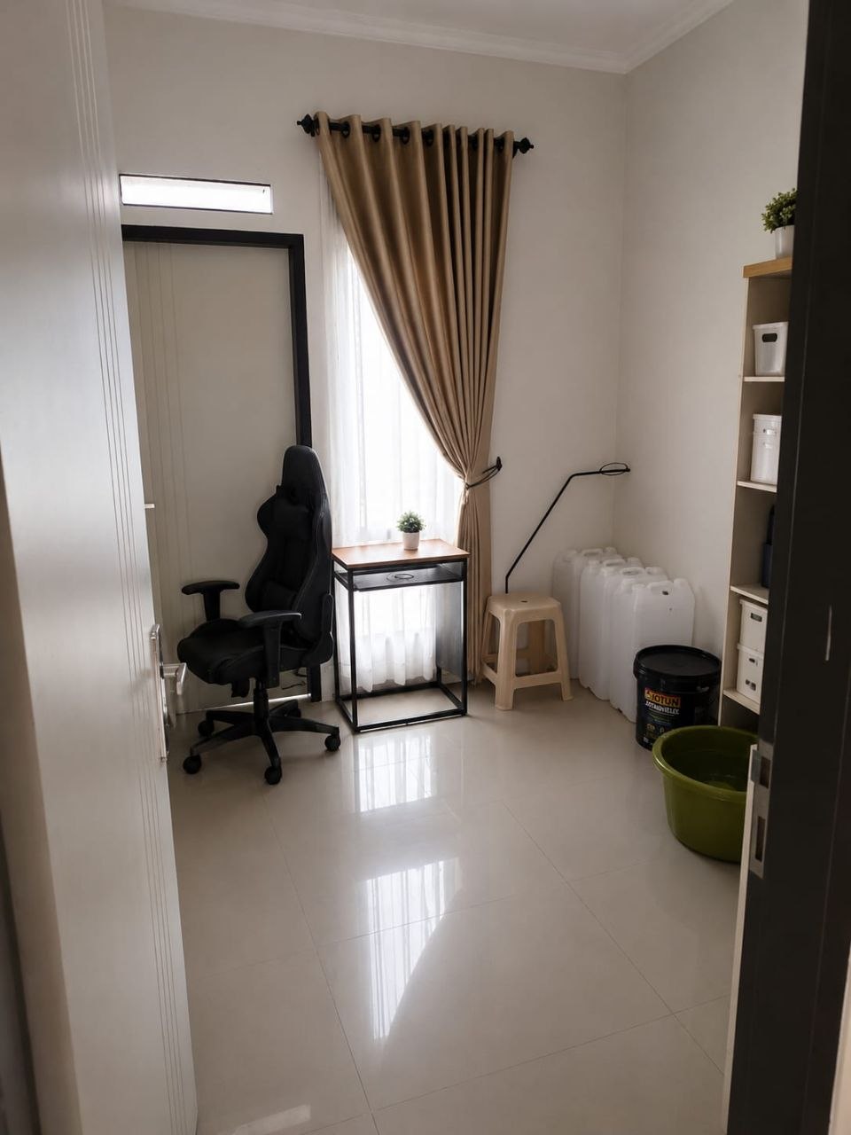 Property sejenis
